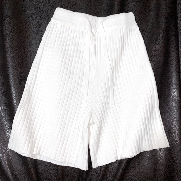 Urban Outfitters Pants - Ribbed High-Waisted Shorts